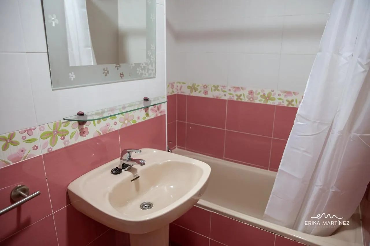 Apartamento Pale Cream Mrz Rentals Χέρεζ